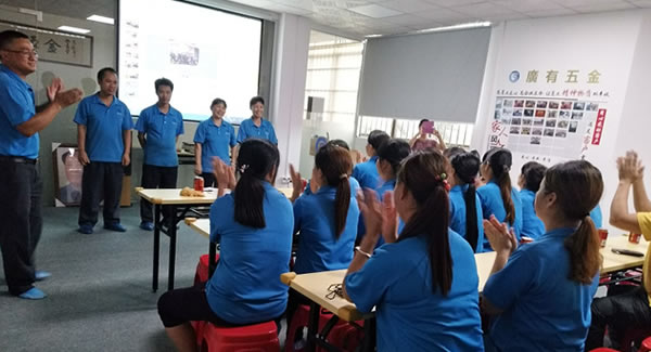 落實（shí）培訓製度，熟悉東莞合頁,東莞鉸鏈,東莞不鏽鋼合（hé）頁工藝流程
