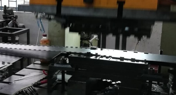 客戶滿意，長合頁，屏風合（hé）頁，重型合頁（yè）等東莞合頁，東莞鉸鏈訂單增（zēng）多