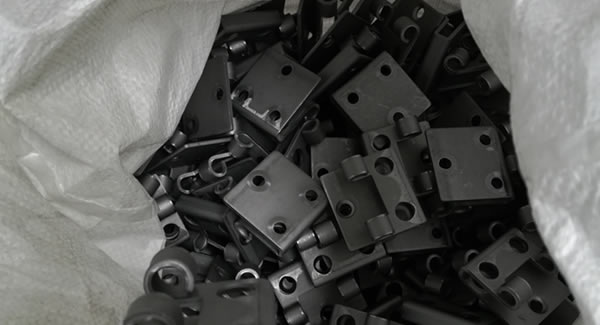 長合頁，車廂合頁焊接處出現開裂的（de）原因分析及預防改善對策