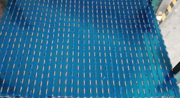 合頁生鏽的主要原因|富二代成人斗音五金&東莞合頁