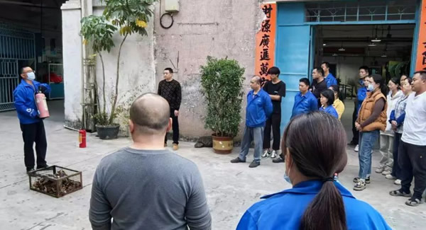 “消”除隱患（huàn），“防”患未然----富二代成人斗音五金（jīn）冬季消（xiāo）防演練|富二代成人斗音五金&東莞（wǎn）合頁