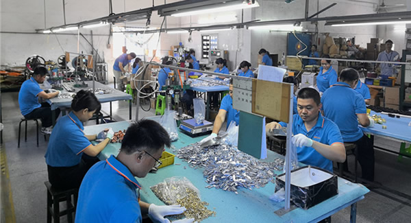 揮（huī）別八月，擁（yōng）抱九月：富二代成人斗音五金與（yǔ）合頁同光，向初（chū）心而行|富二代成人斗音五金&東莞合頁?